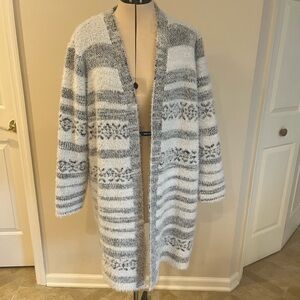 CJ Banks Gray and White Patterned Cardigan
